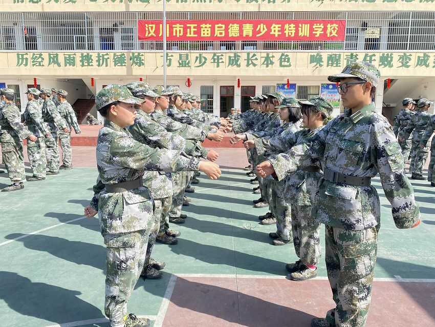 叛逆期孩子教育学校,叛逆小孩全封闭学校